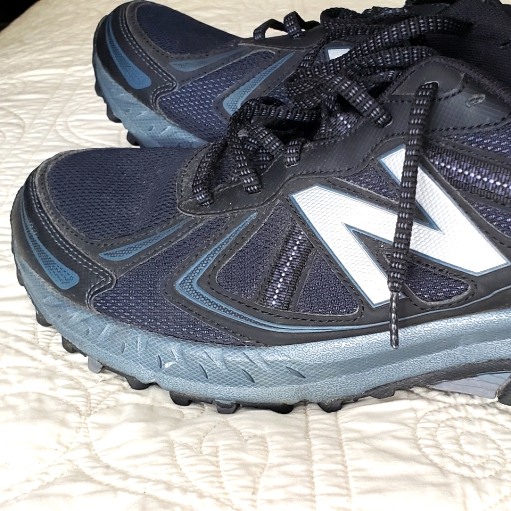 New Balance 410 v5, Black, size 12